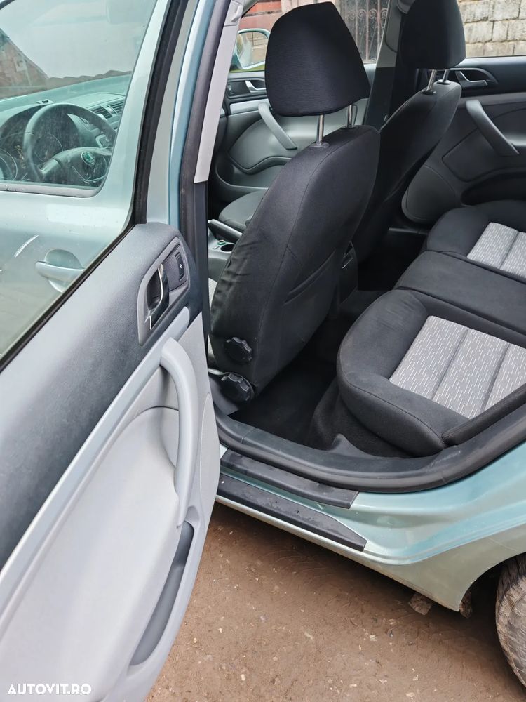 Skoda Octavia 1.6 TDI Drive DSG - 15