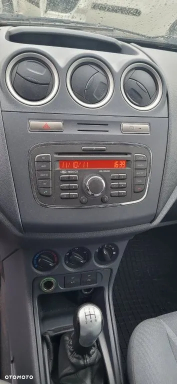 Ford Transit - 10