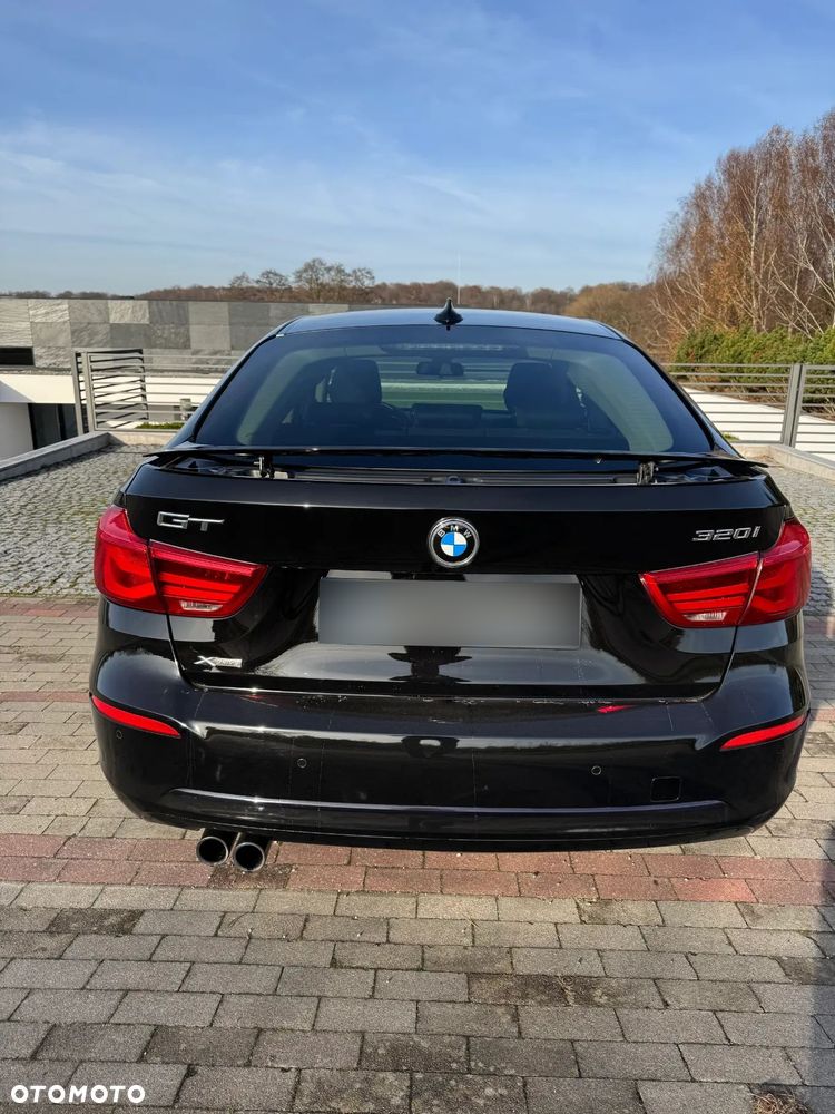 BMW 3GT 320i xDrive Sport Line - 9