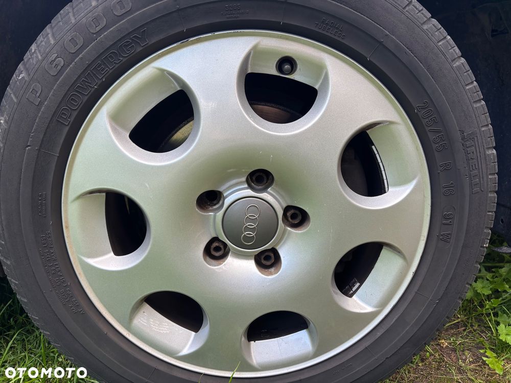 Audi A3 3-drzwiowe 1.6 Ambiente - 21