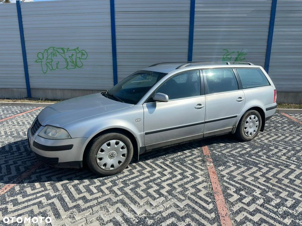 Volkswagen Passat 1.8T - 2