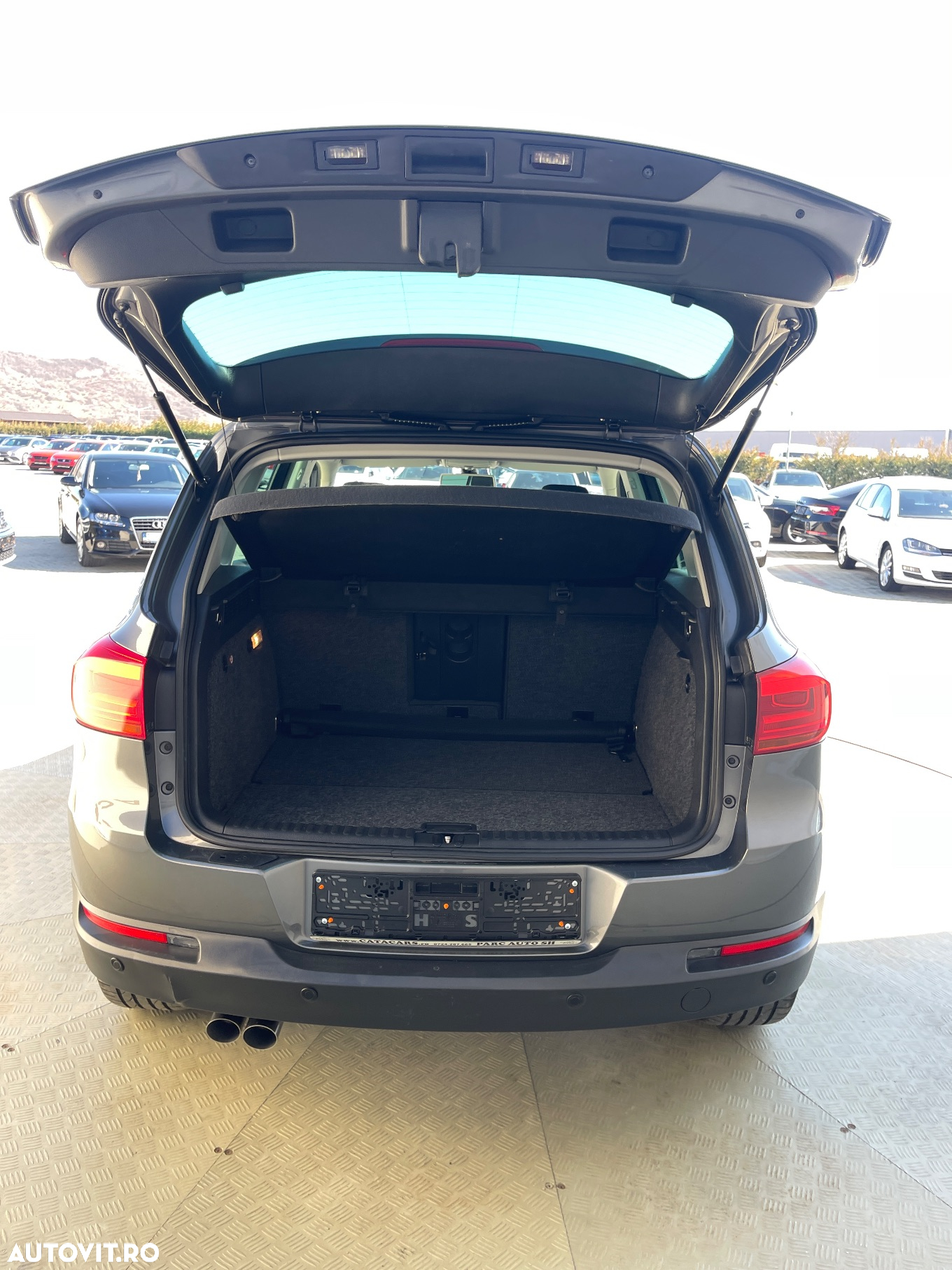 Volkswagen Tiguan 2.0 TDI DPF 4Motion BlueMotion Technology DSG Cup Sport & Style - 26