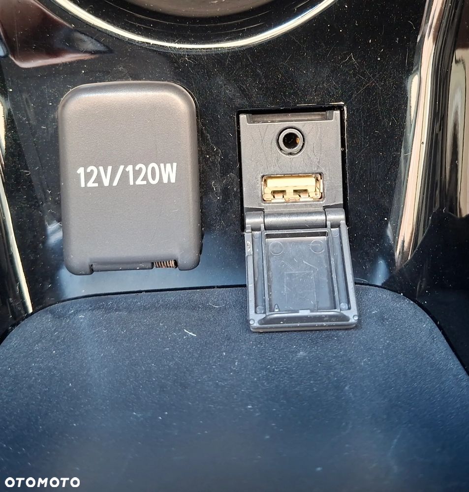 Toyota Prius - 26