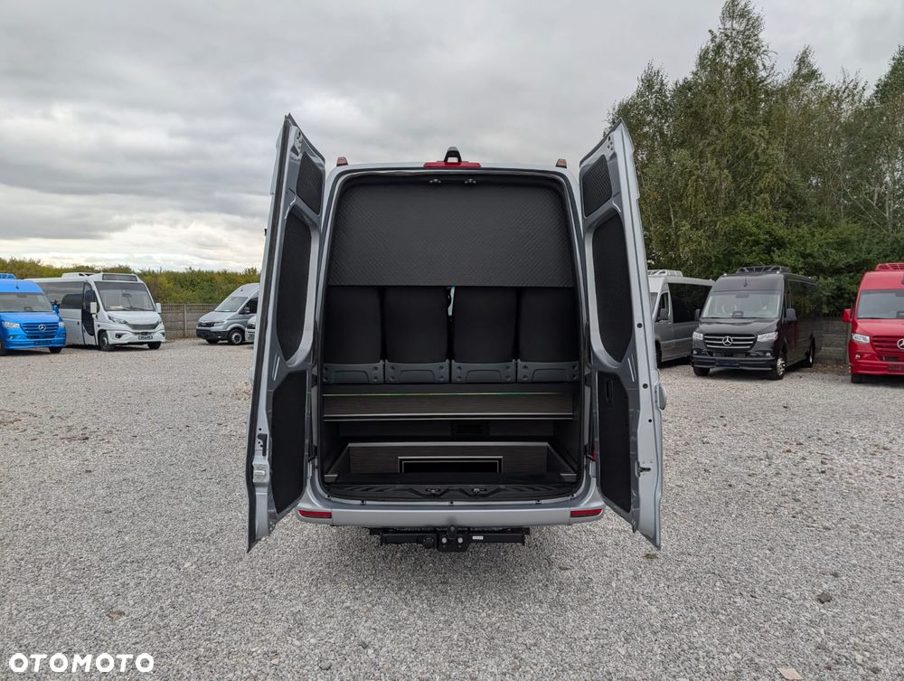Mercedes-Benz Sprinter 519 - 8