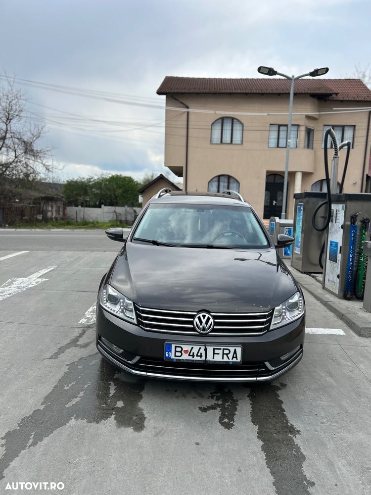Volkswagen Passat 2.0 TDI BlueMotion Technology DSG Highline - 1