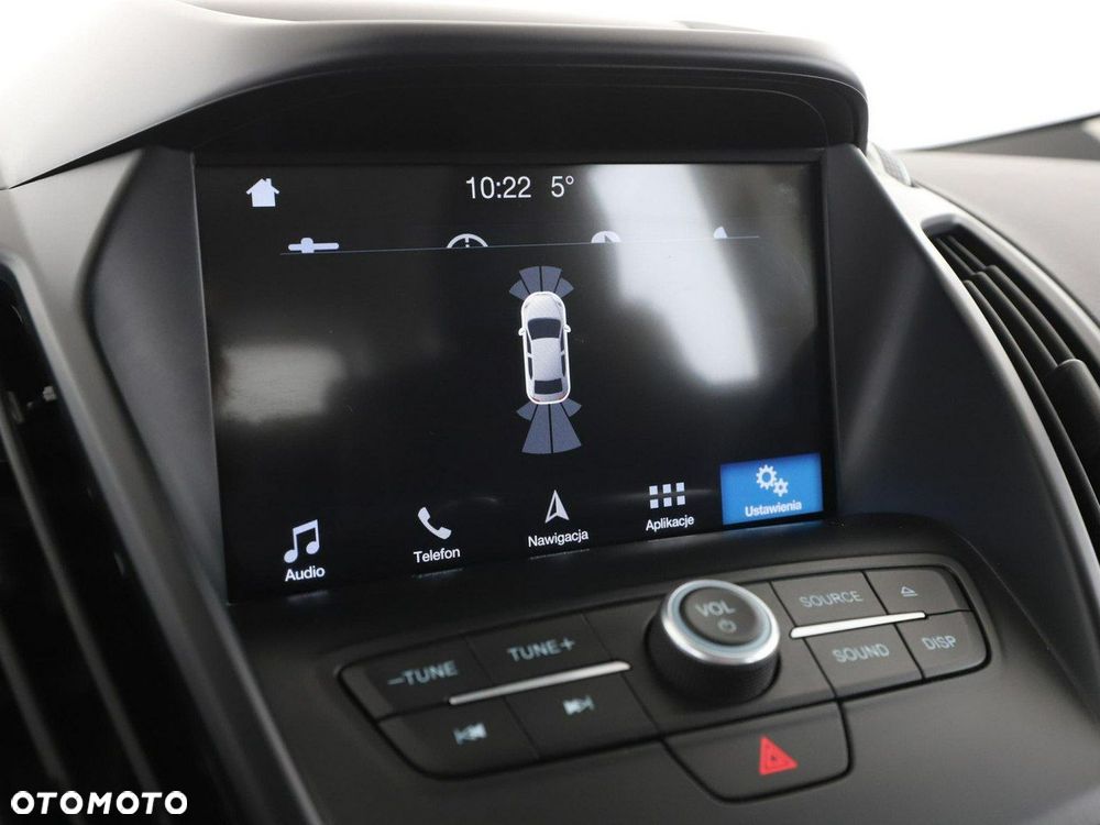 Ford Kuga 1.5 EcoBoost 2x4 Titanium - 25