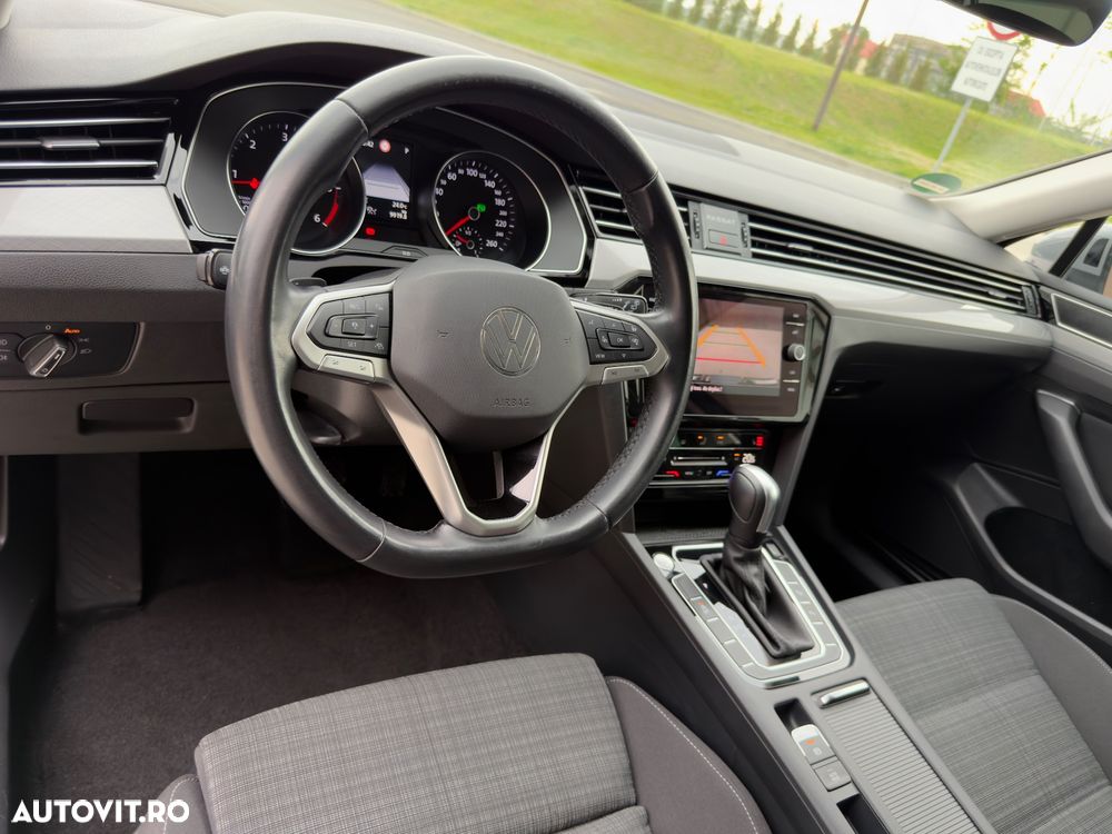 Volkswagen Passat 2.0 TDI SCR DSG Business - 35