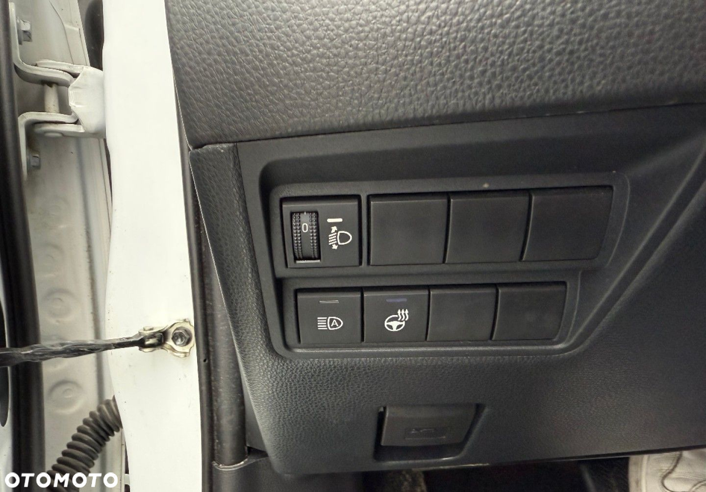 Toyota Yaris - 32