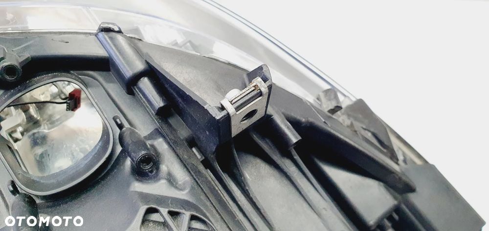 BMW F10 F11 LIFT LCI LAMPA XENON LEWA PRAWA SKRĘTNE DYNAMIC EU - 8