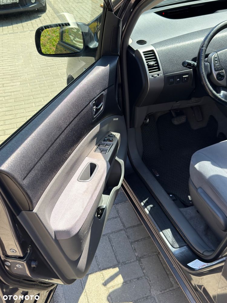 Toyota Prius 1.5 VVT-i Prestige - 11