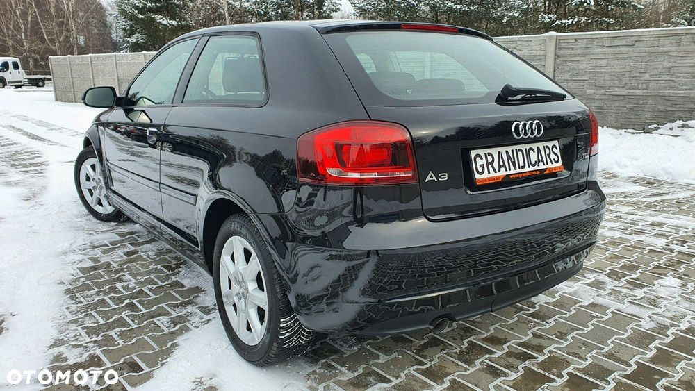 Audi A3 3-drzwiowe 2.0 TDI DPF Ambiente - 4