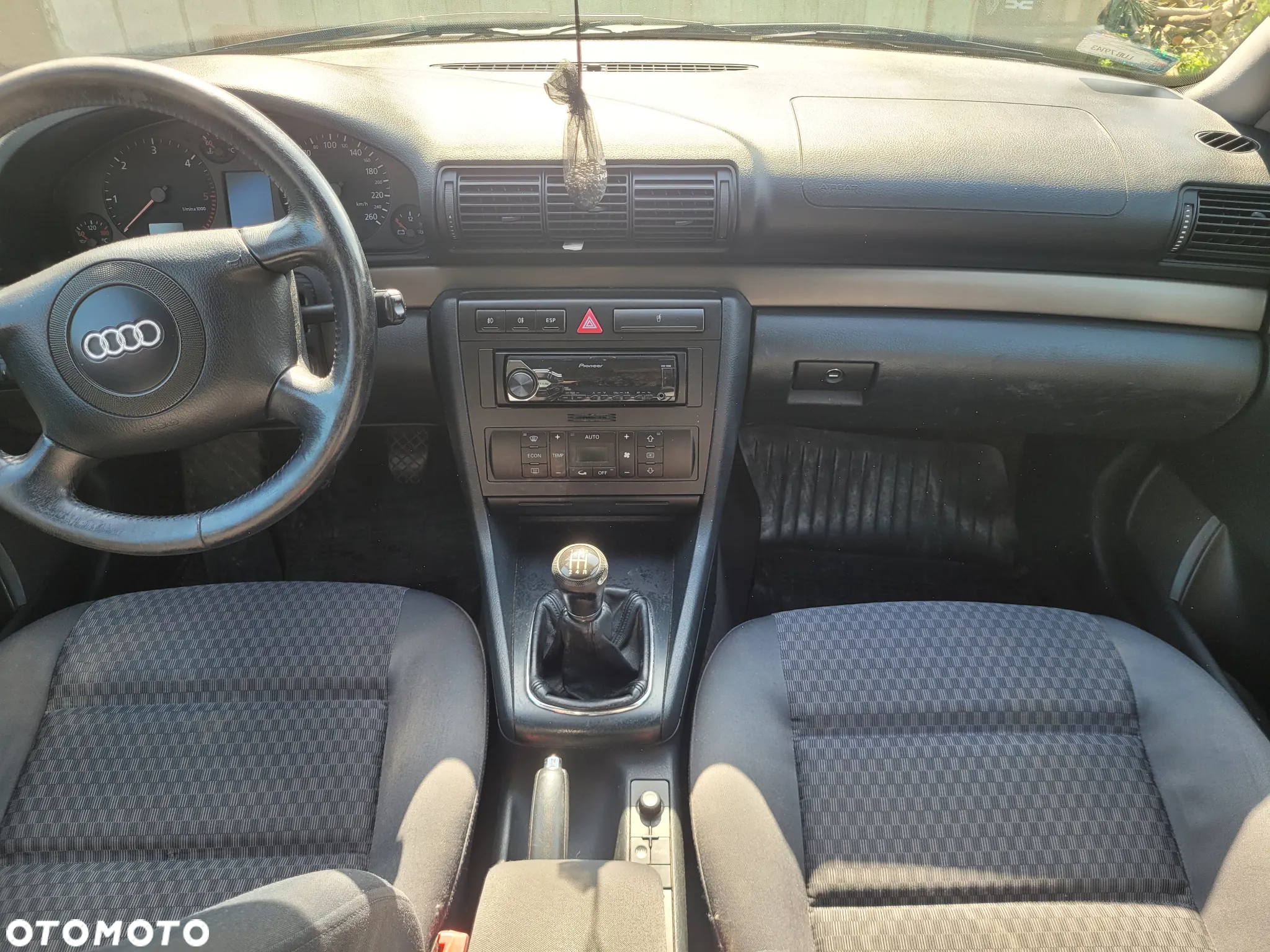 Audi A4 Avant 1.9 TDI - 4