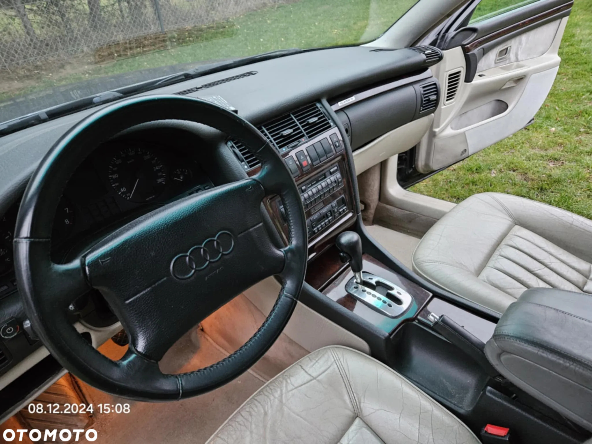 Audi A8 - 6