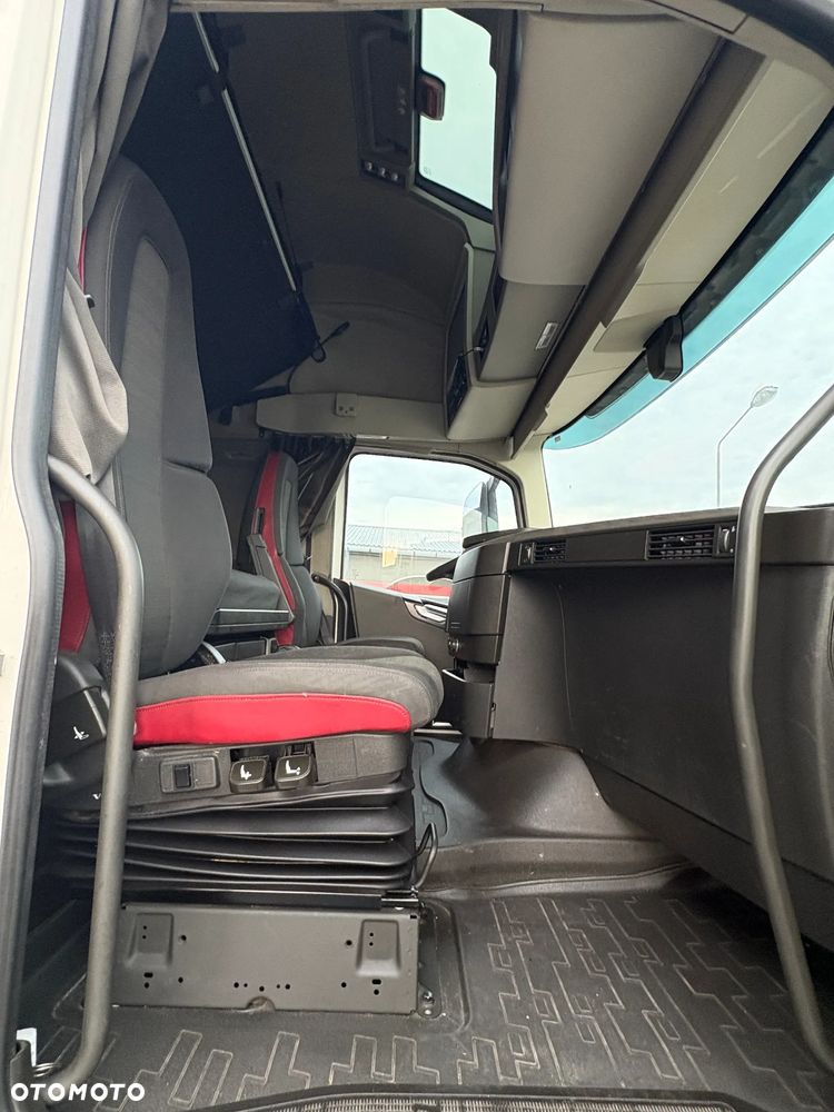 Volvo FH460 I-SAVE - 12