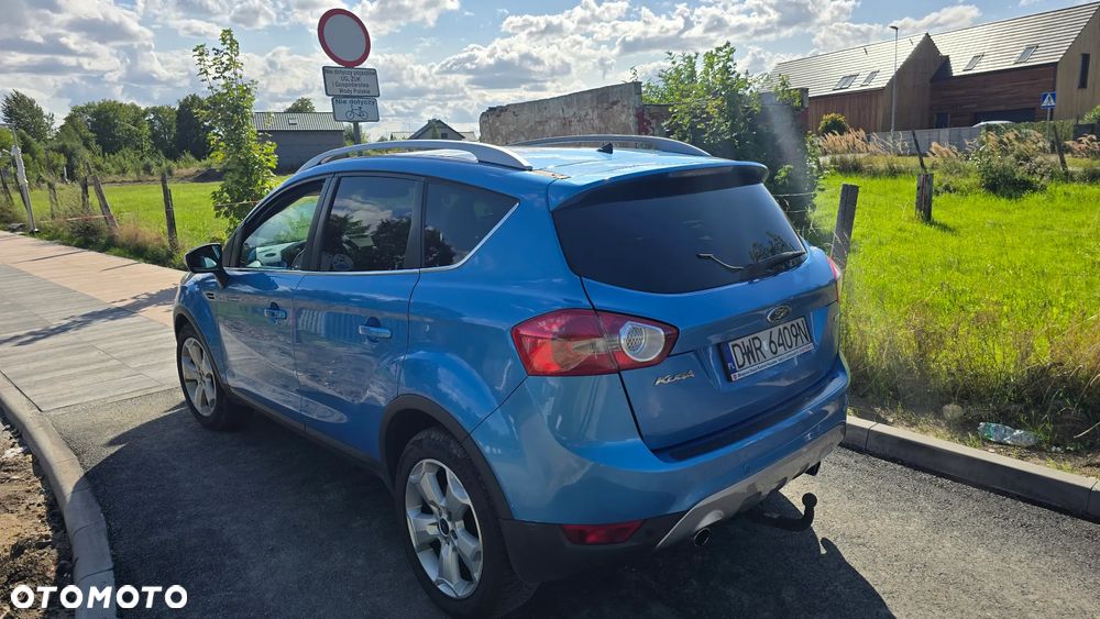Ford Kuga 2.0 TDCi 4x4 Titanium - 6