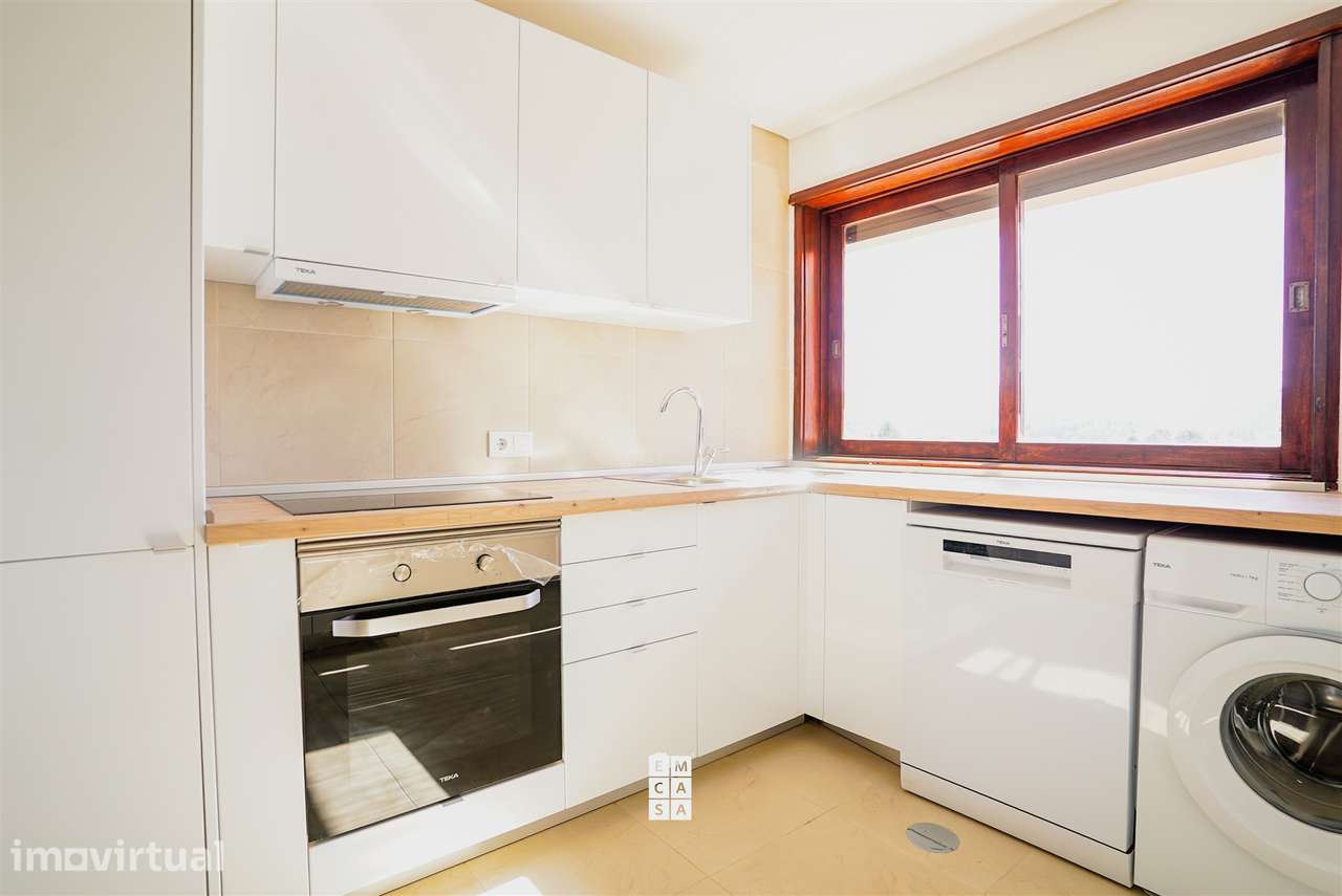 Apartamento T4 Venda em Oliveira de Azeméis, Santiago de Riba-Ul, Ul, - Grande imagem: 3/33