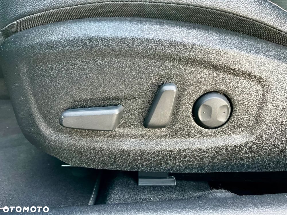 Kia XCeed 1.5 T-GDI OPF DCT7 PLATINUM EDITION - 12