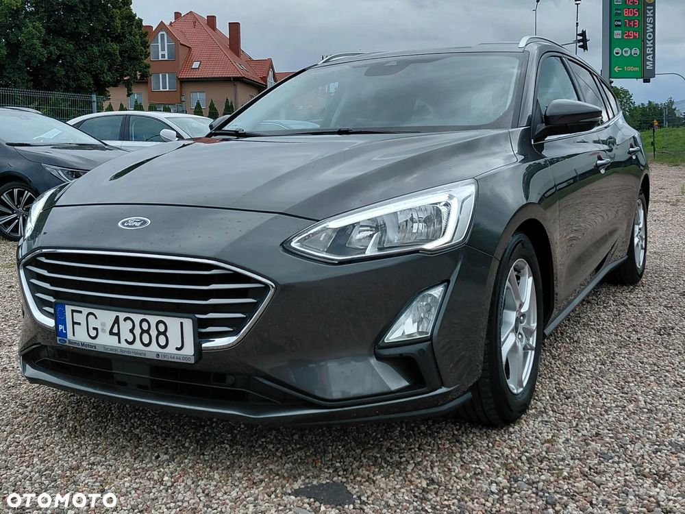 Ford Focus 1.5 EcoBoost Titanium - 1
