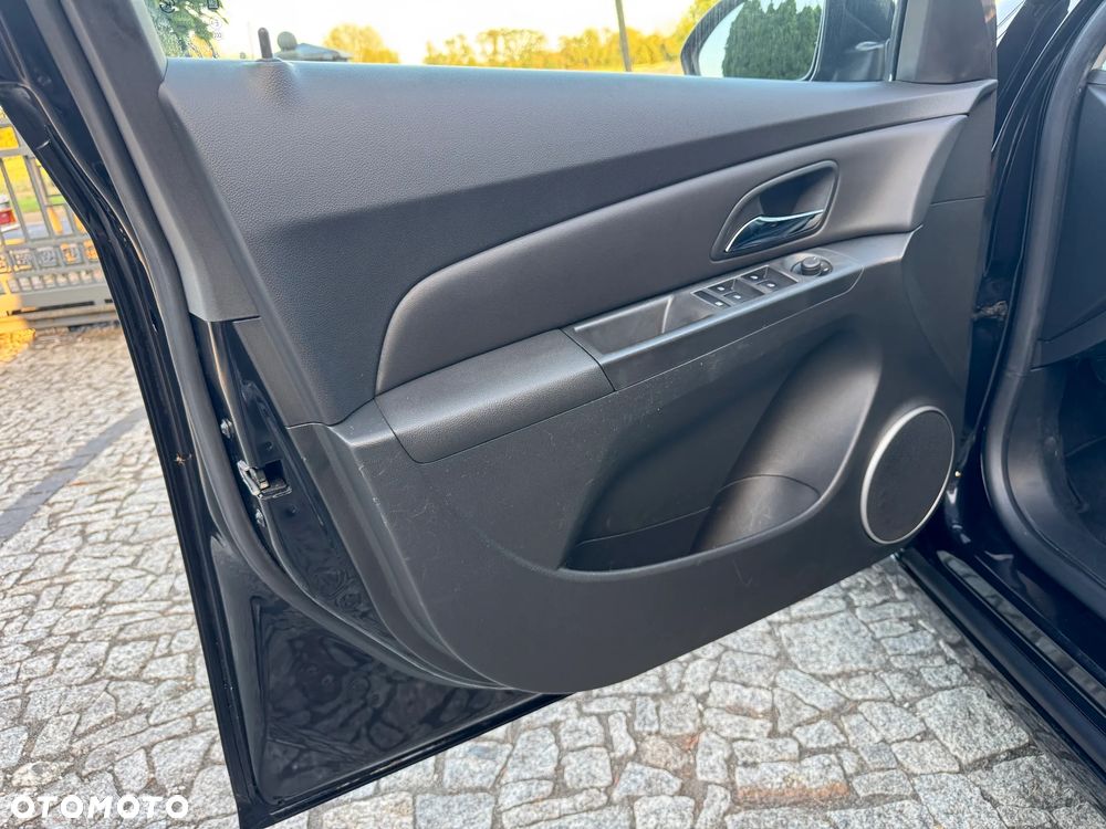 Chevrolet Cruze 1.4T LTZ+ - 25