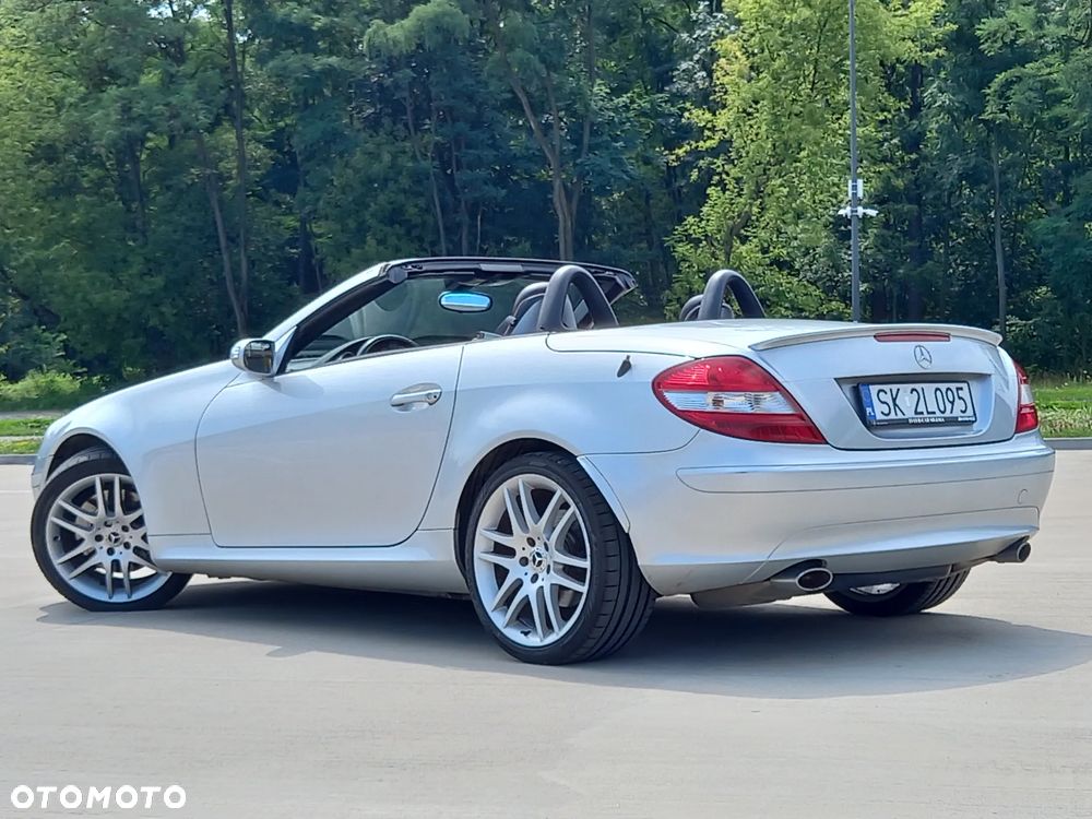 Mercedes-Benz SLK 350 Sport Edition - 18