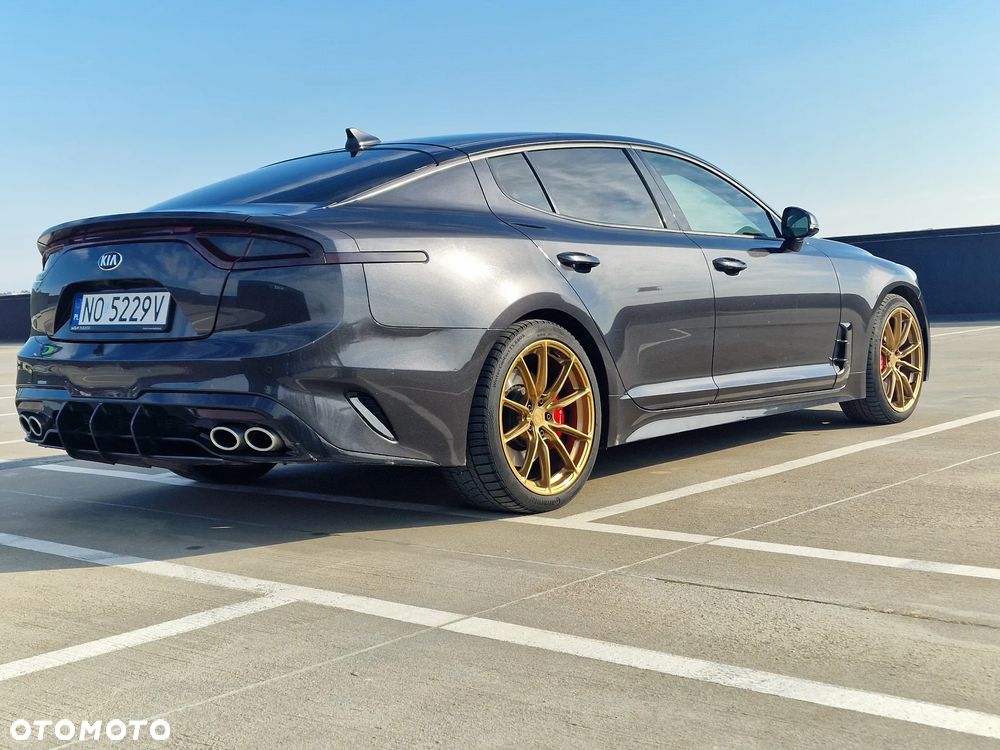 Kia Stinger 3.3 T-GDI V6 GT AWD - 1