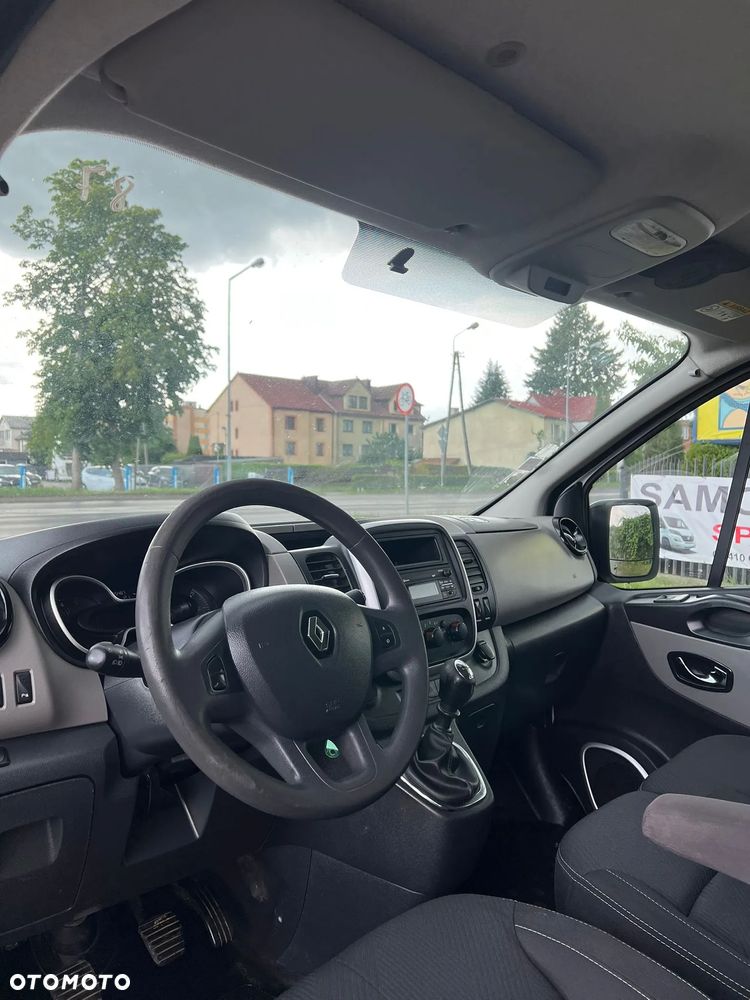 Renault Trafic LONG - 11