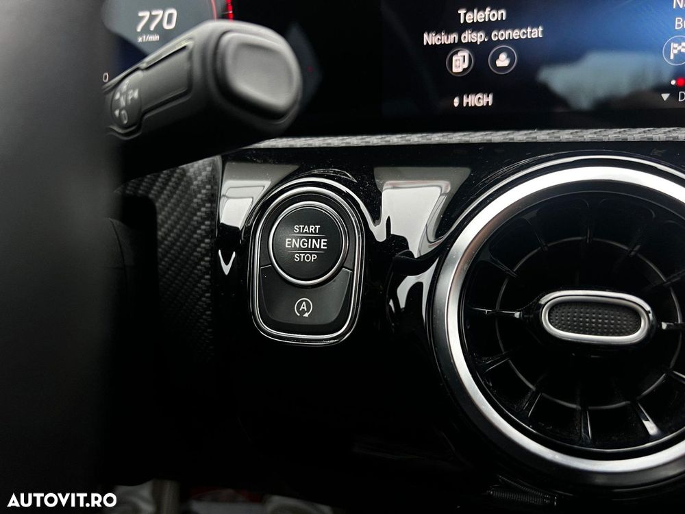 Mercedes-Benz CLA - 29