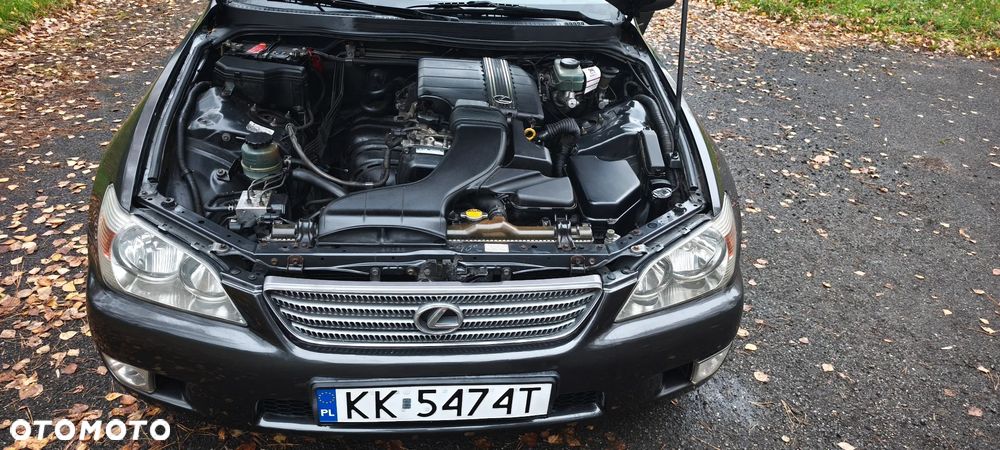 Lexus IS 200 Prestige - 8