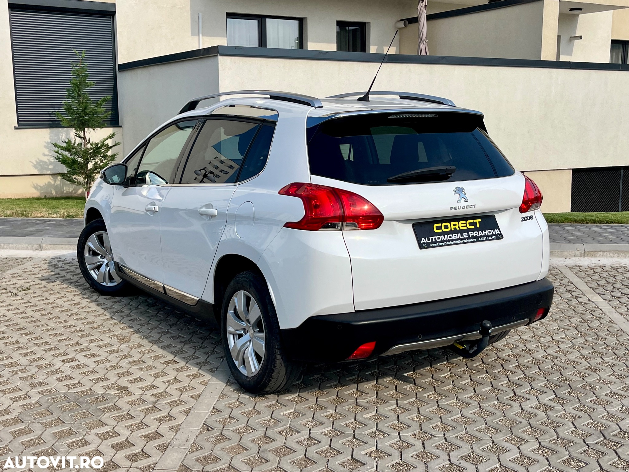 Peugeot 2008 - 3