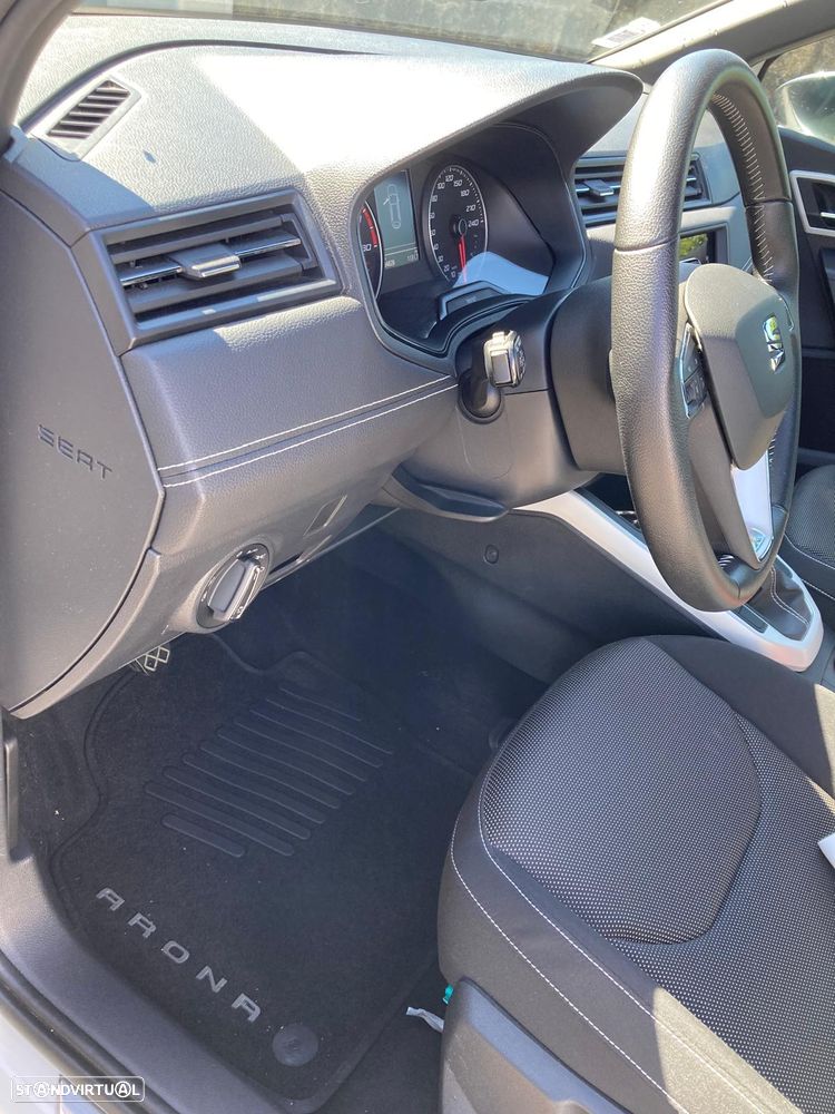 SEAT Arona - 13