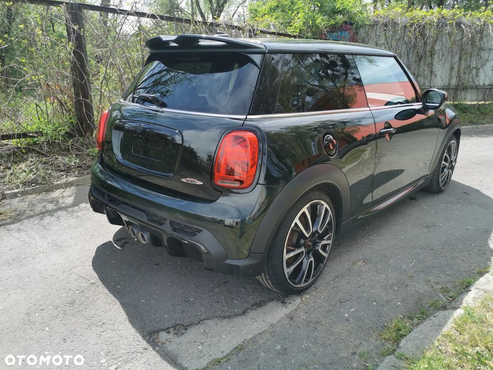 MINI John Cooper Works Essential Trim - 4