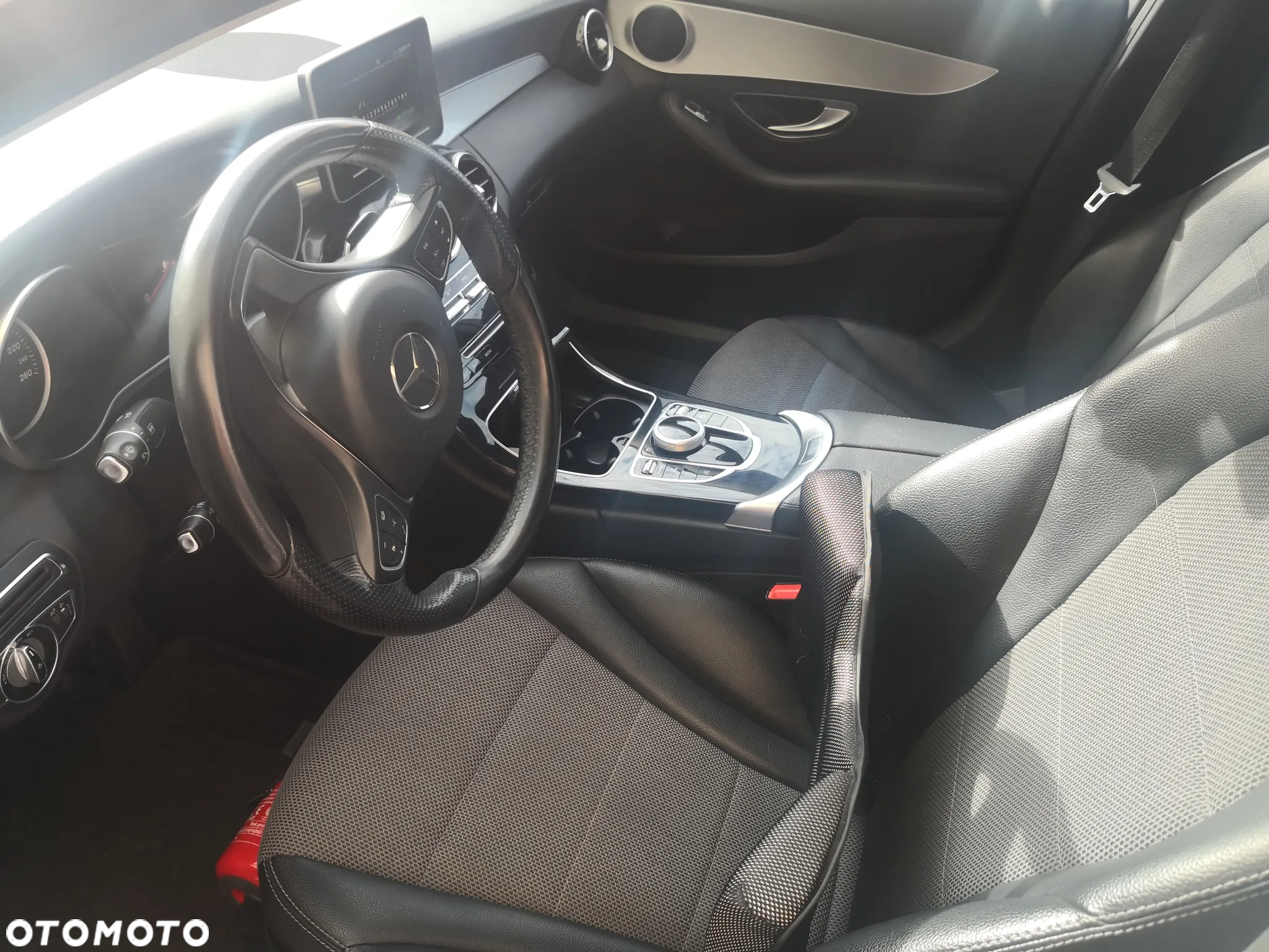 Mercedes-Benz Klasa C 200 4-Matic 7G-TRONIC - 15