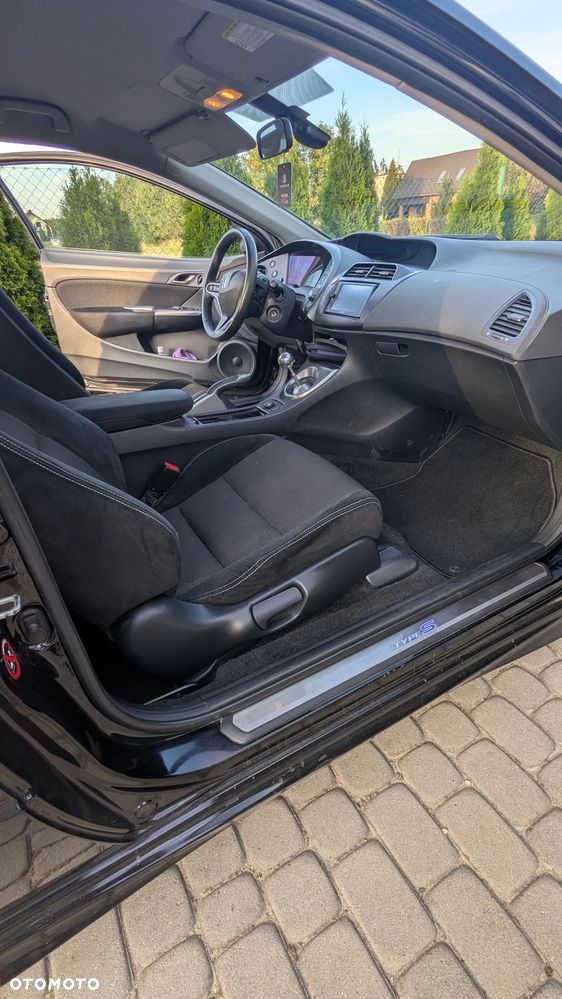 Honda Civic 1.8 TypeS + - 12