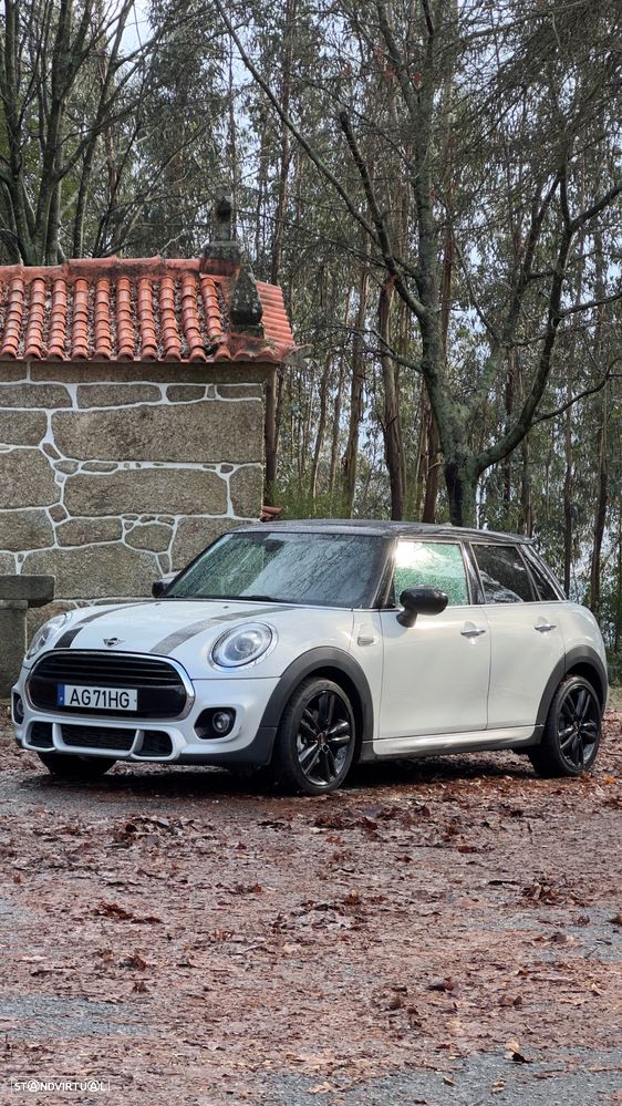 MINI 5 Portas Cooper Premium Plus JCW Auto - 2