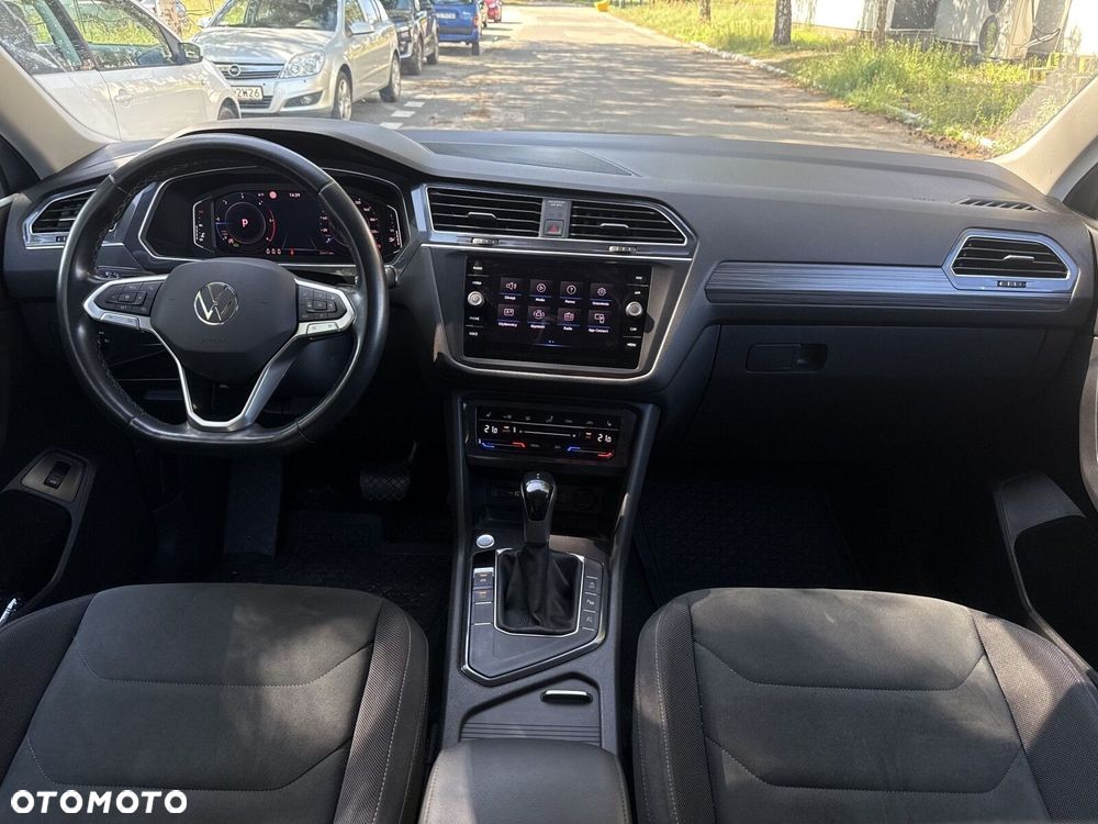 Volkswagen Tiguan Allspace - 11
