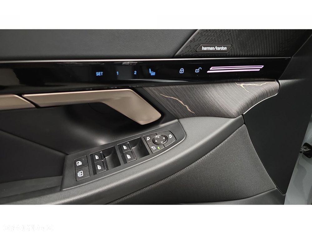 BMW Seria 5 - 30