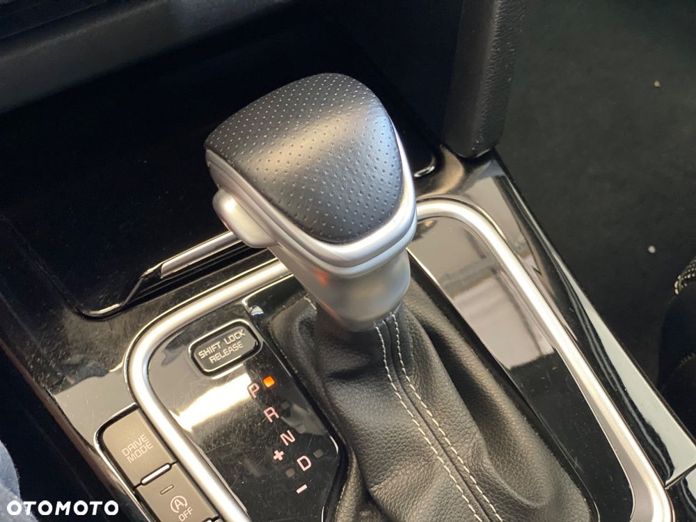 Kia Ceed 1.6 CRDi SCR GT-Line DCT - 31
