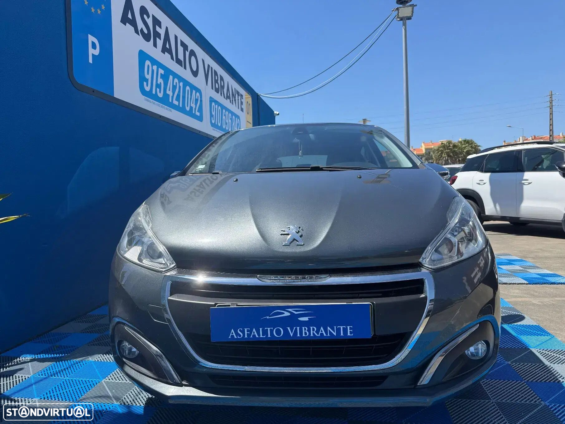 Peugeot 208 - 3