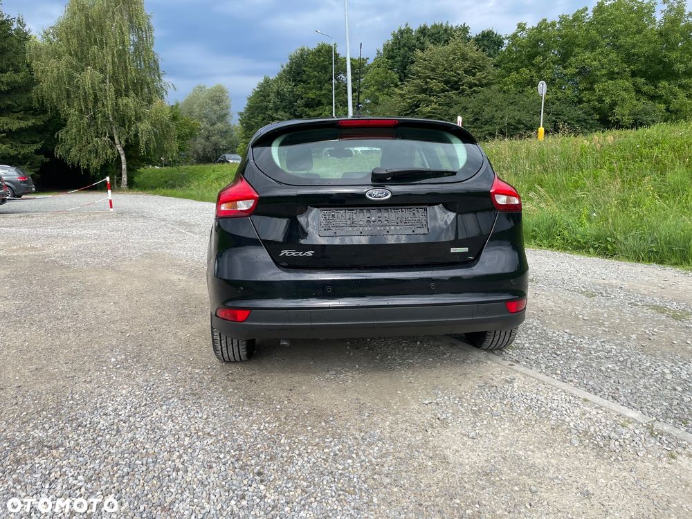 Ford Focus 1.0 EcoBoost Start-Stopp-System COOL&CONNECT DESIGN - 3