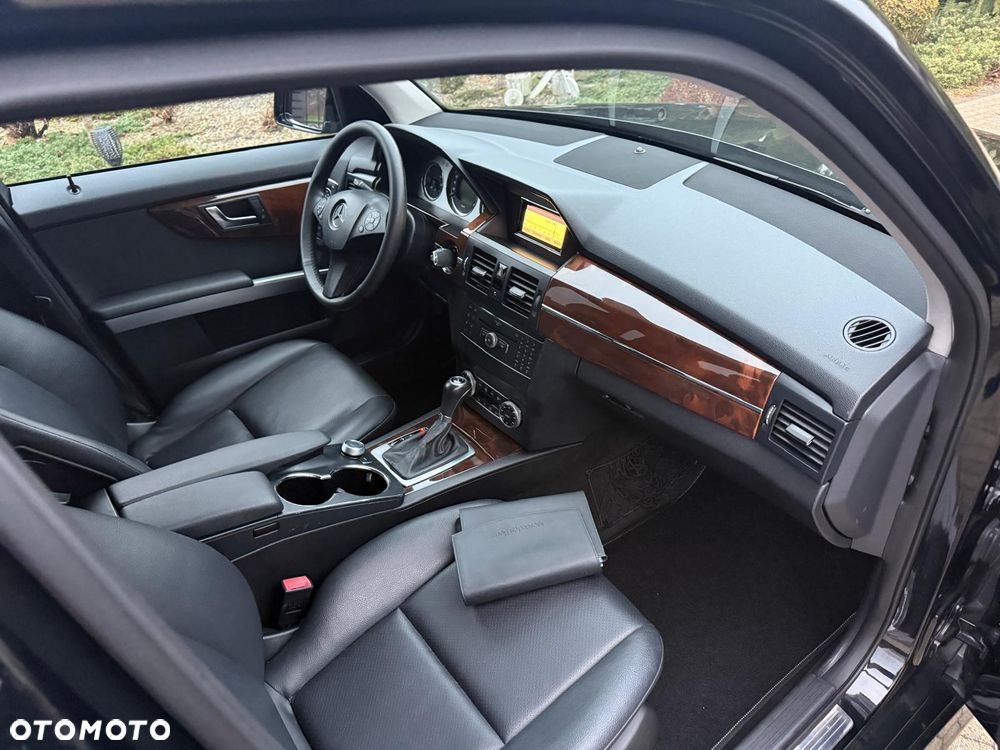Mercedes-Benz GLK - 16