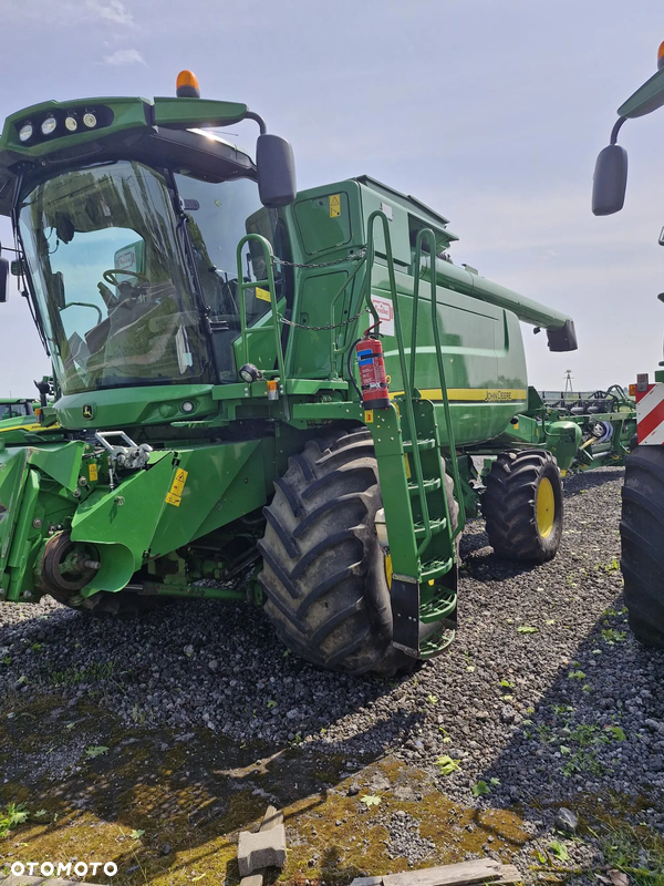 John Deere t660