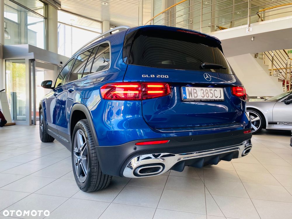 Mercedes-Benz GLB 200 AMG Line 7G-DCT - 9