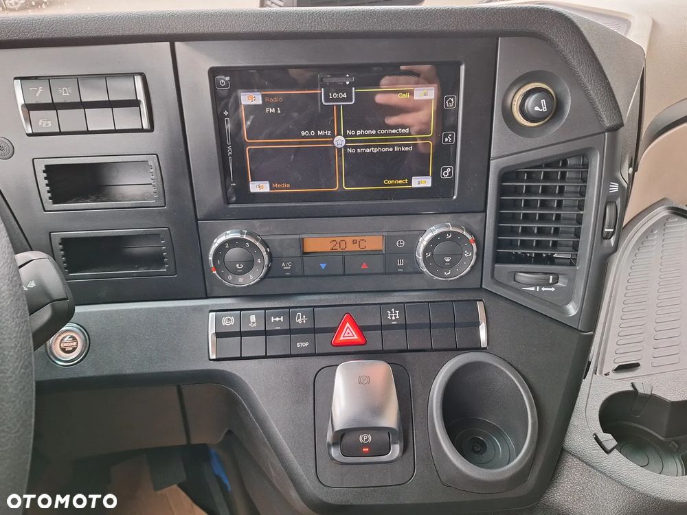 Mercedes-Benz Actros F 1843 LS - 12
