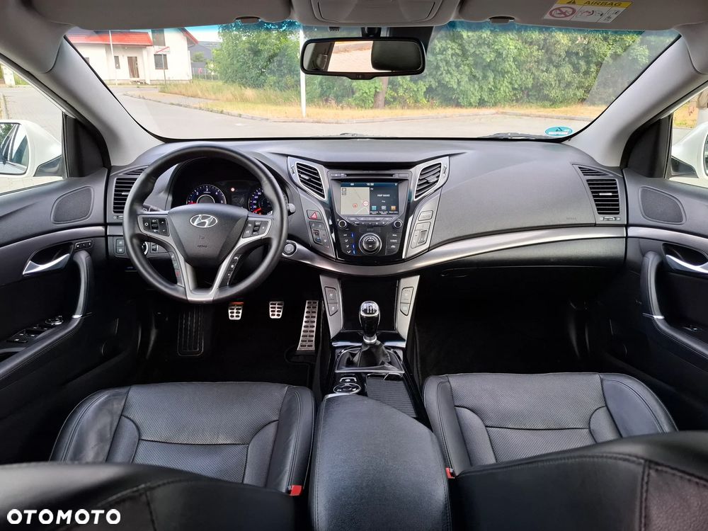 Hyundai i40 Kombi blue 1.7 CRDi Premium - 15