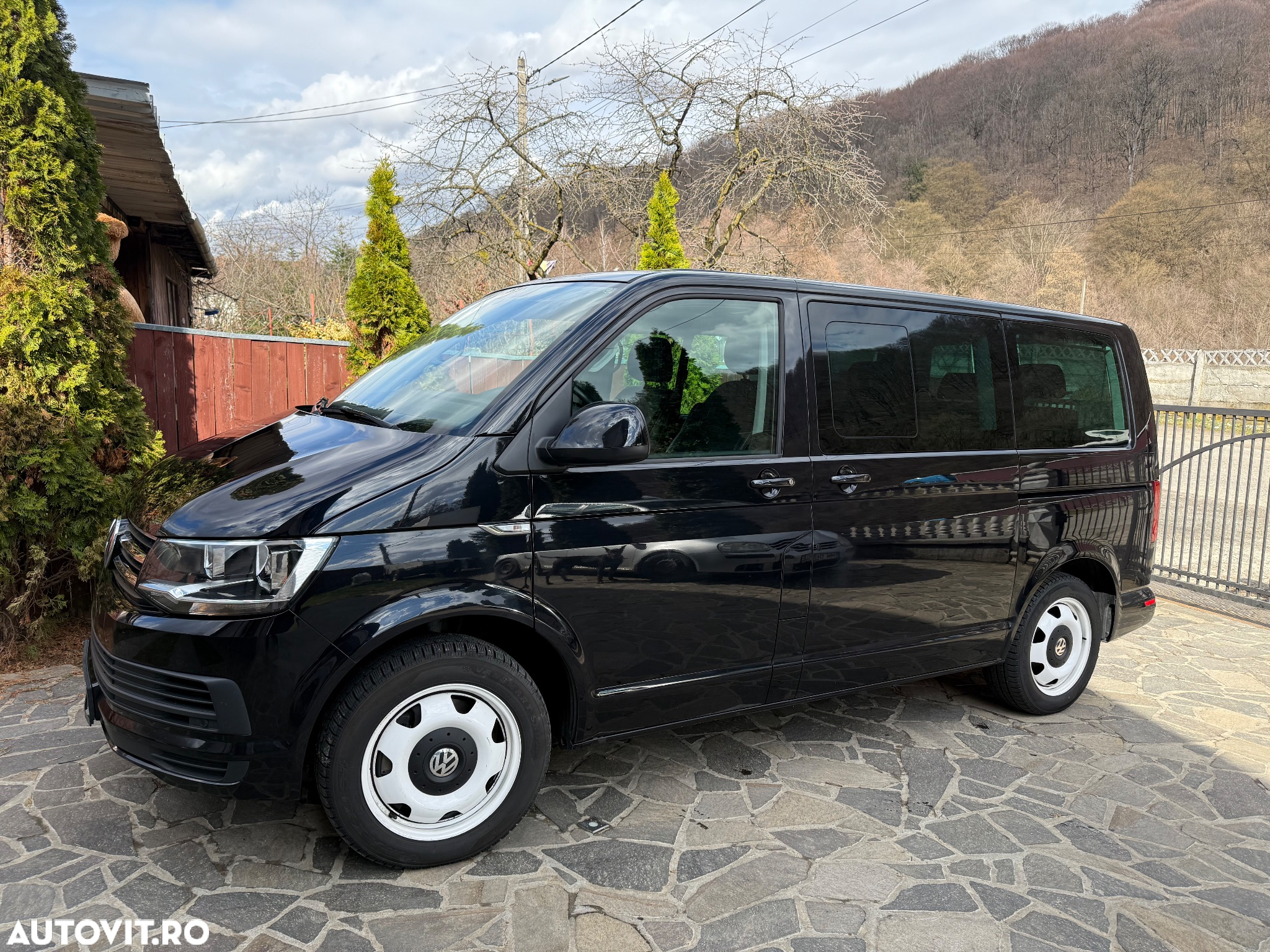 Volkswagen Multivan 2.0 TDI DSG 110KW - 36