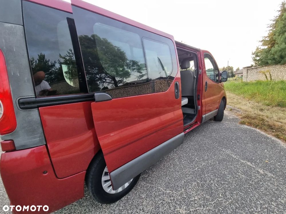 Opel Vivaro L2H1 2.9t - 20