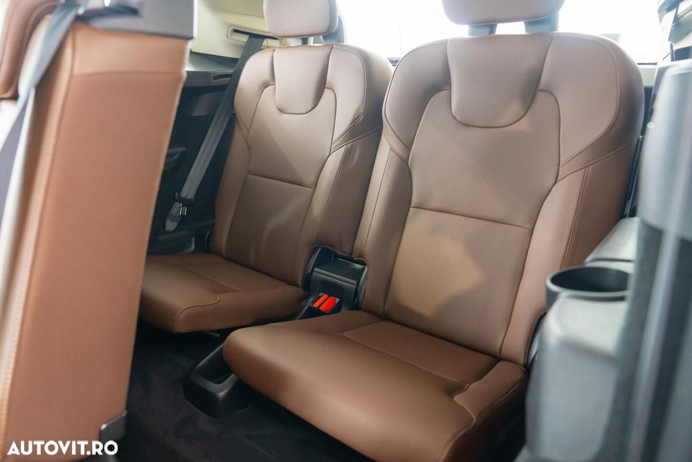 Volvo XC 90 B5 D AWD Geartronic Momentum Pro - 19