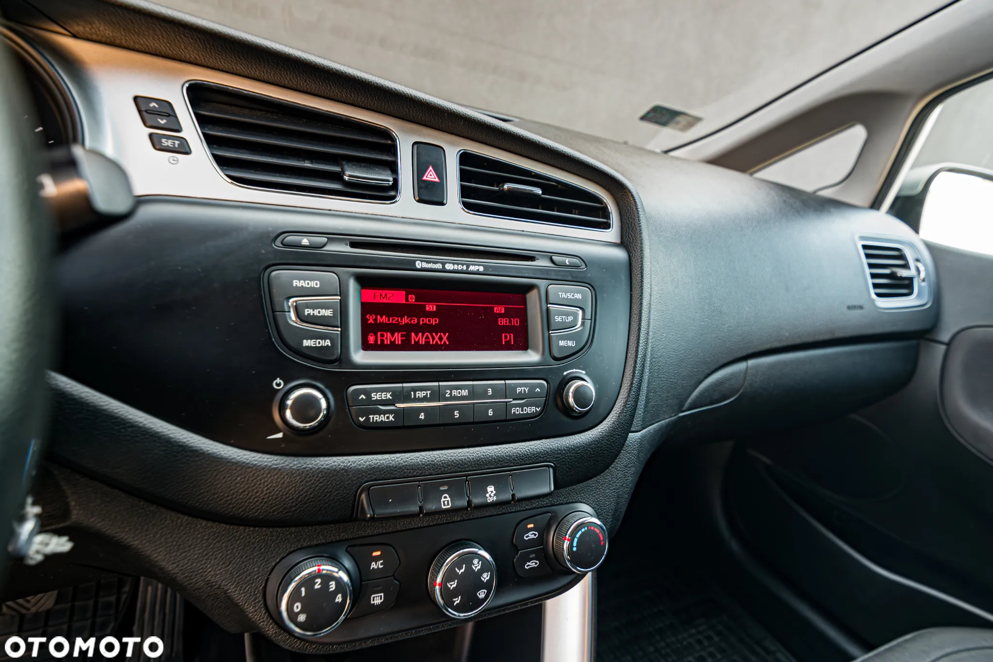 Kia Ceed Cee'd 1.6 GDI S - 20