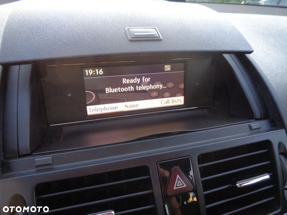 Mercedes-Benz Klasa C 180 Kompressor Automatik BlueEFFICIENCY Avantgarde - 30