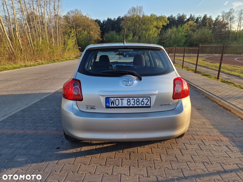 Toyota Auris - 5